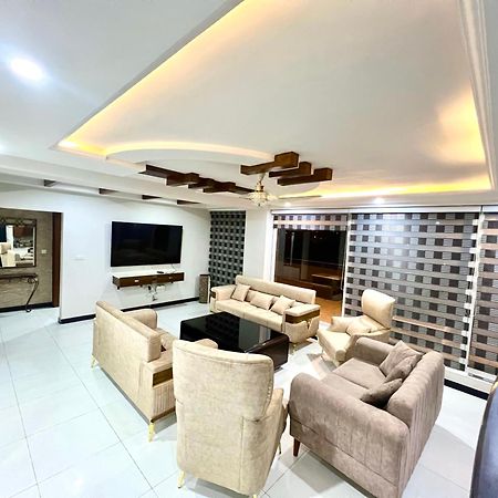 Penthouse 3Bedrooms - Luxury Apartment Hotel Islamabad Eksteriør bilde