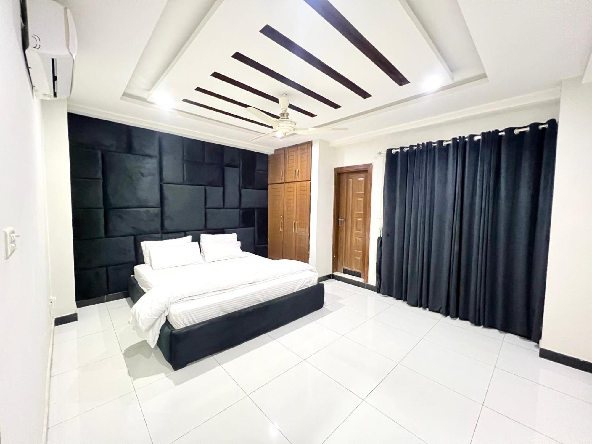 Penthouse 3Bedrooms - Luxury Apartment Hotel Islamabad Eksteriør bilde