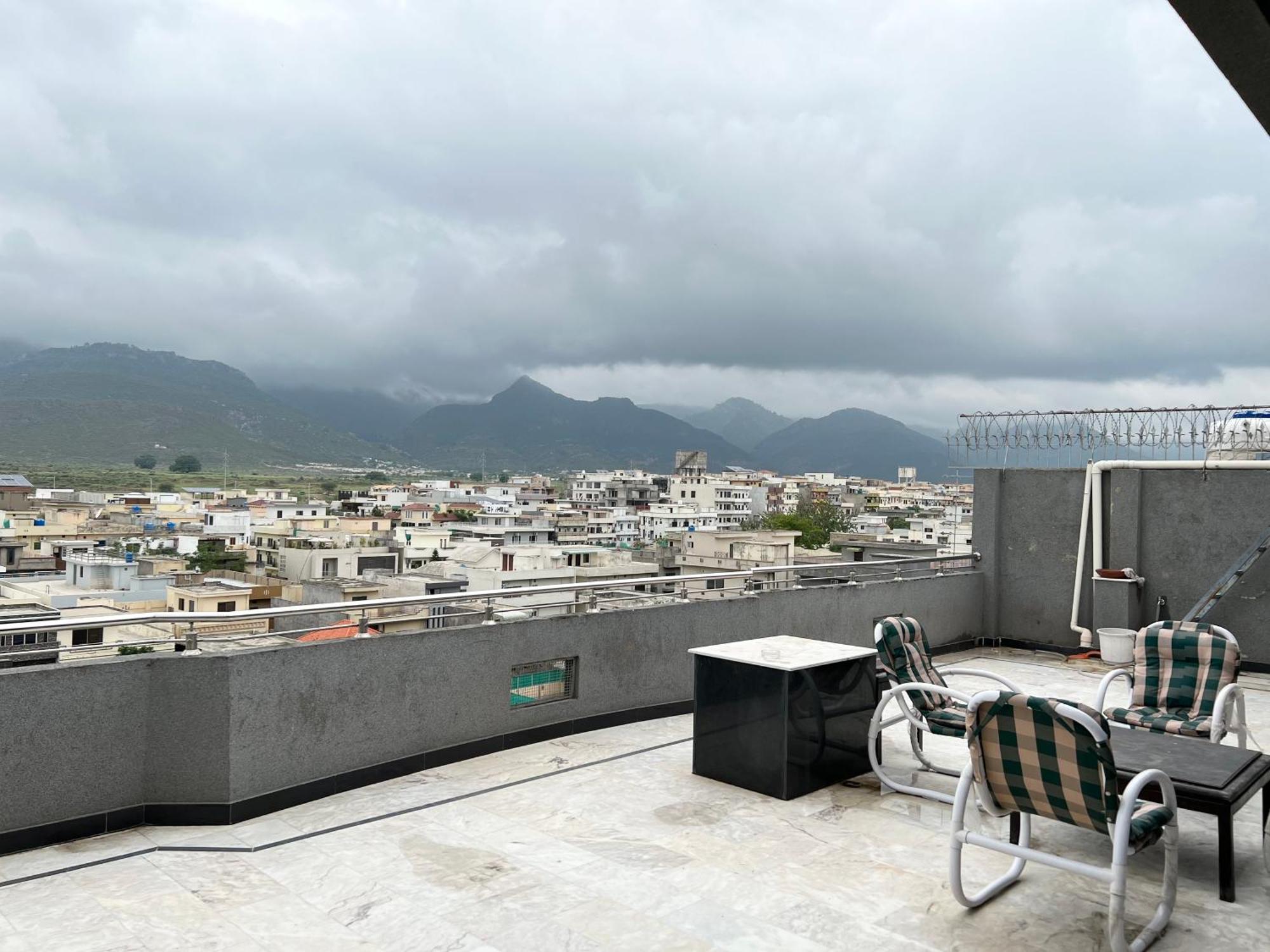 Penthouse 3Bedrooms - Luxury Apartment Hotel Islamabad Eksteriør bilde